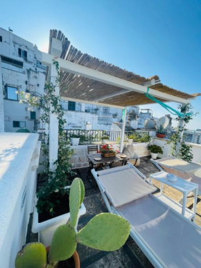 WHITE STONE- La Terrazza